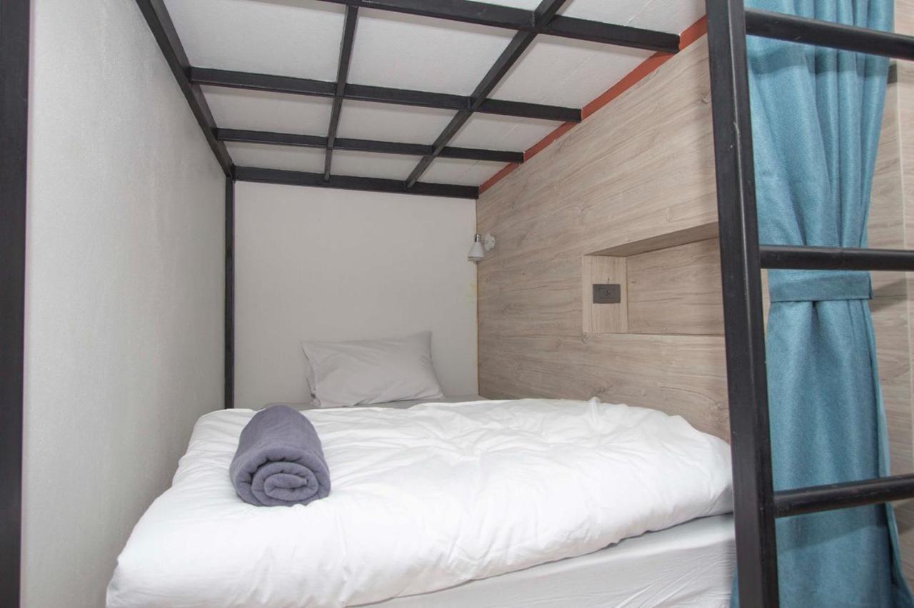 Hostel All Day Hostel At Bts Bang Chak Bangkok